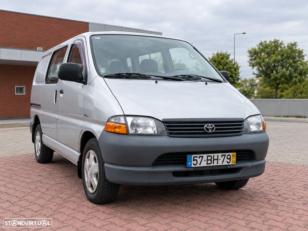 Toyota HiAce 2.5 D-4D C. Service 2.6T - 2