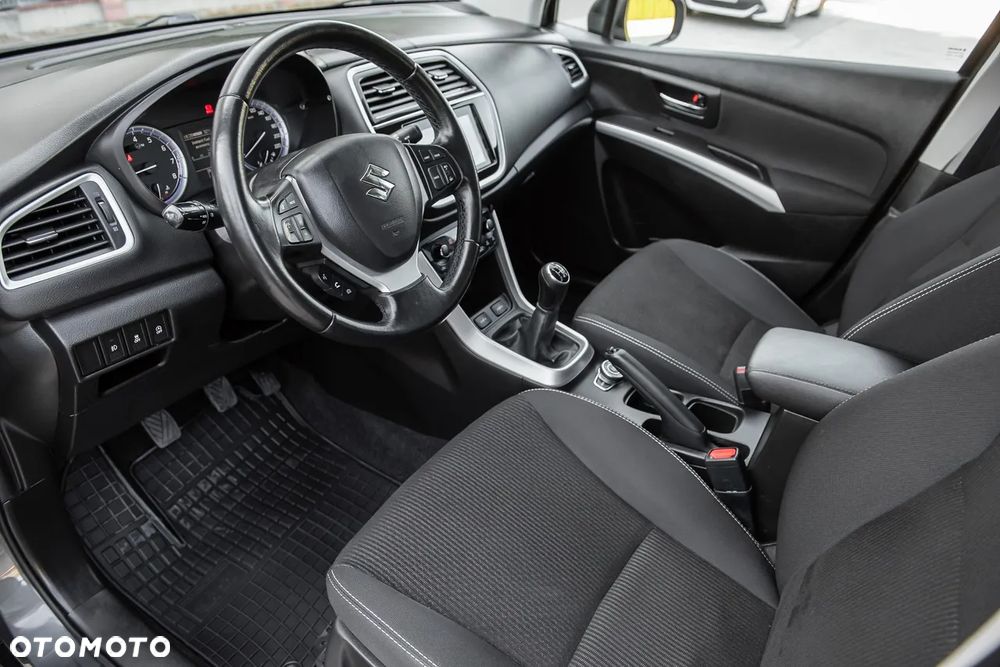 Suzuki SX4 S-Cross 1.0 T Premium 4WD - 15