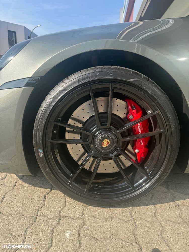 Porsche 911 (992) Targa 4 GTS PDK - 25