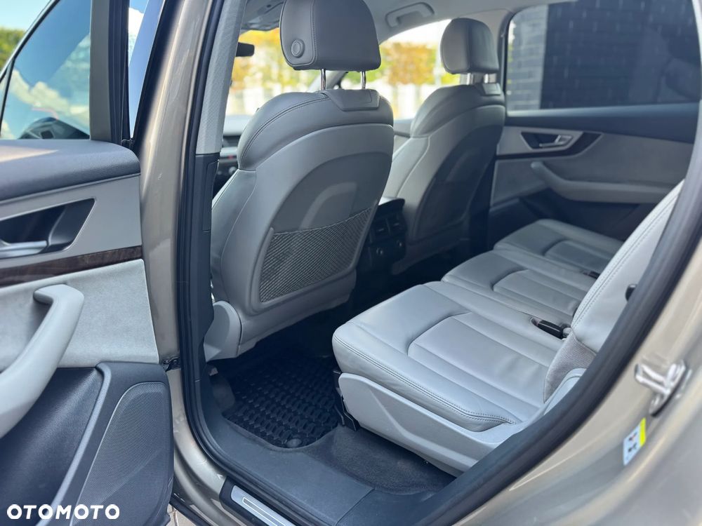 Audi Q7 - 20