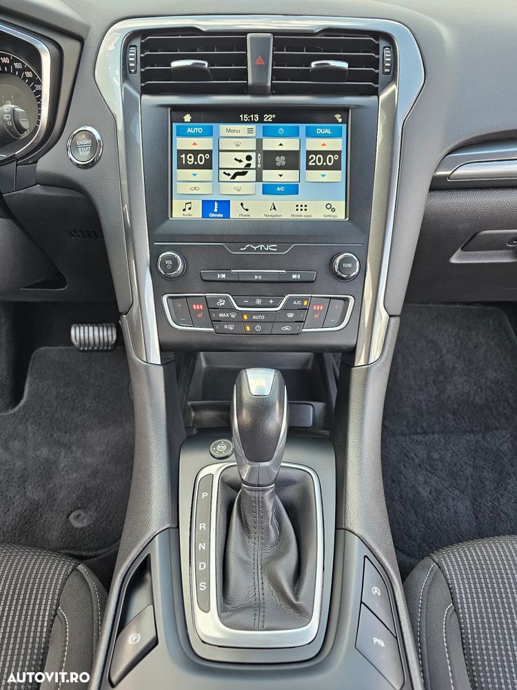 Ford Mondeo - 41