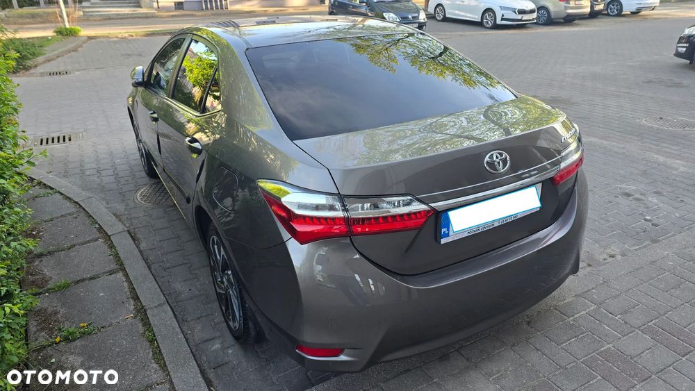 Toyota Corolla 1.6 Comfort - 3