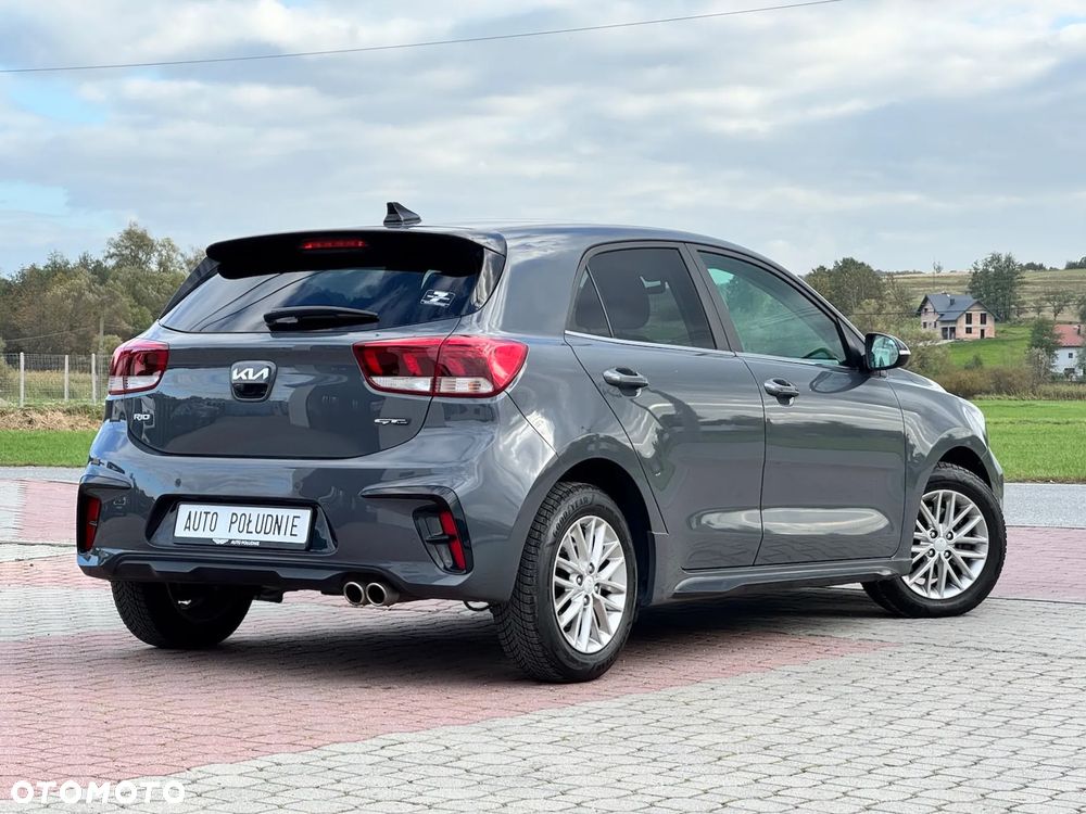 Kia Rio 2023 photo 3