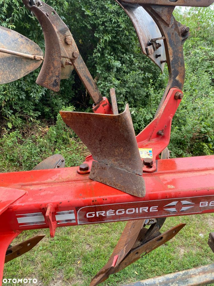 Gregoire Besson RC4 - 15