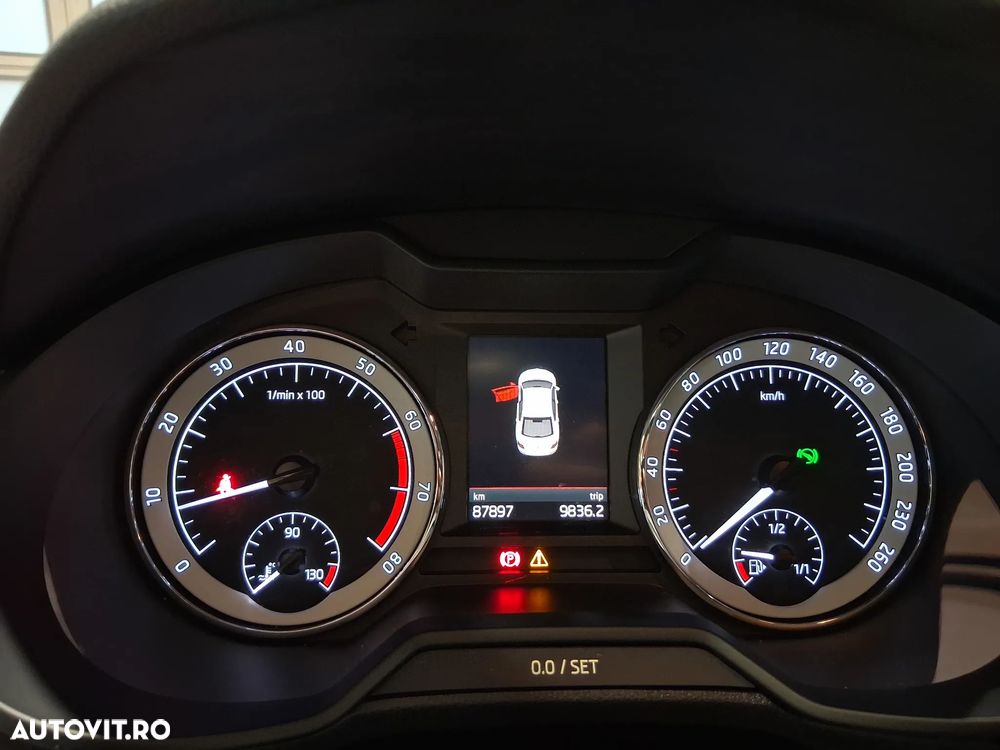 Skoda Octavia 1.5 TSI DSG Style - 7