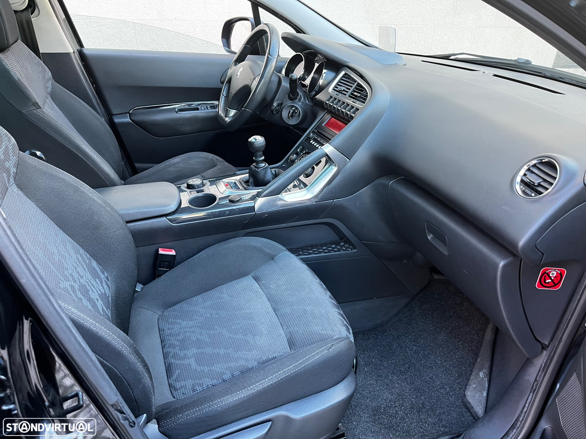 Peugeot 3008 1.6 HDi Sport - 5