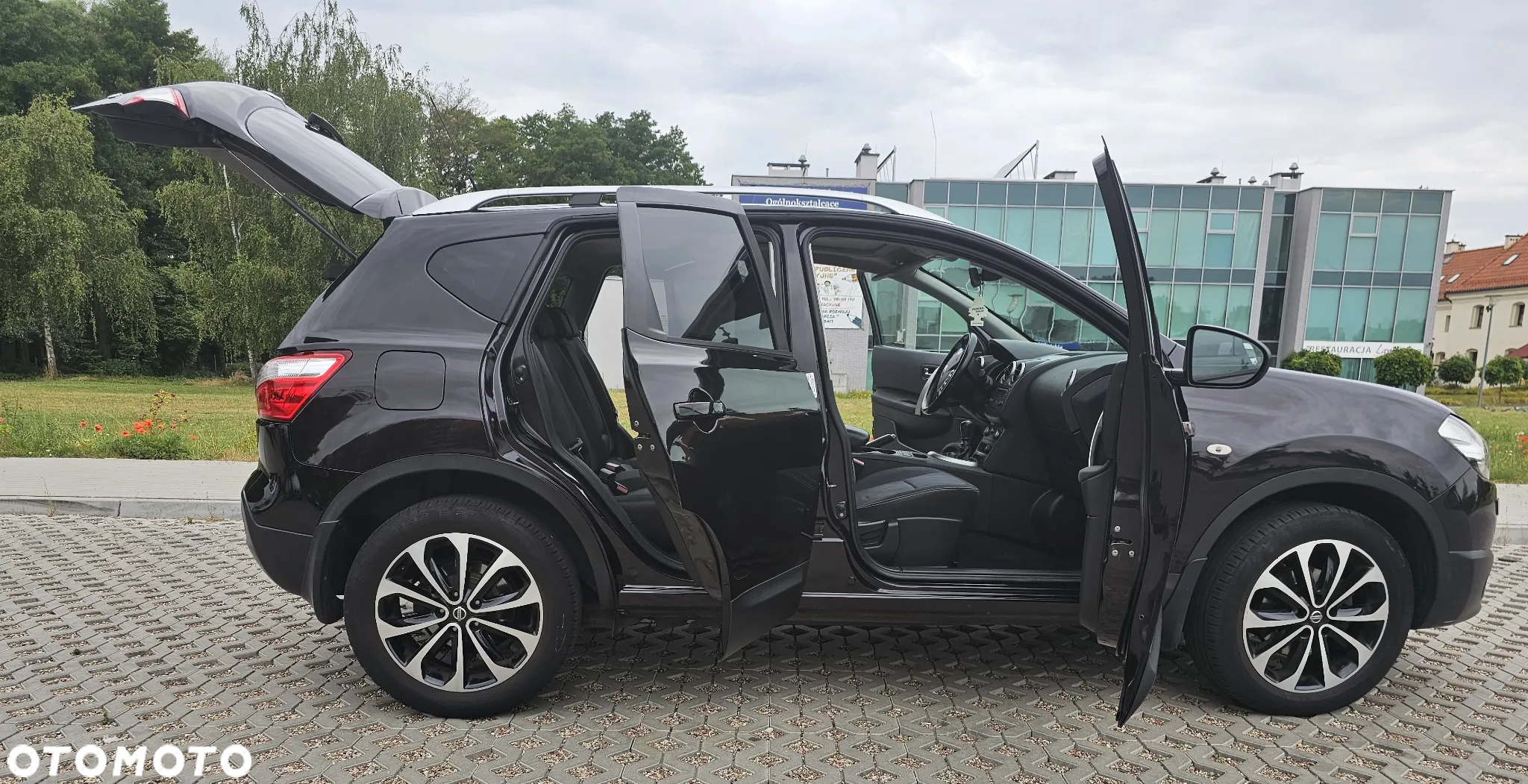 Nissan Qashqai 2.0 dCi DPF tekna - 8