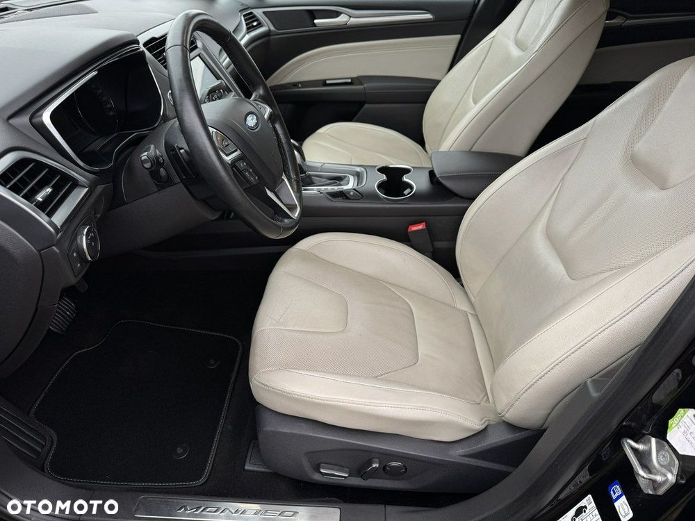 Ford Mondeo 2.0 TDCi PowerShift-Aut Allrad Titanium - 20