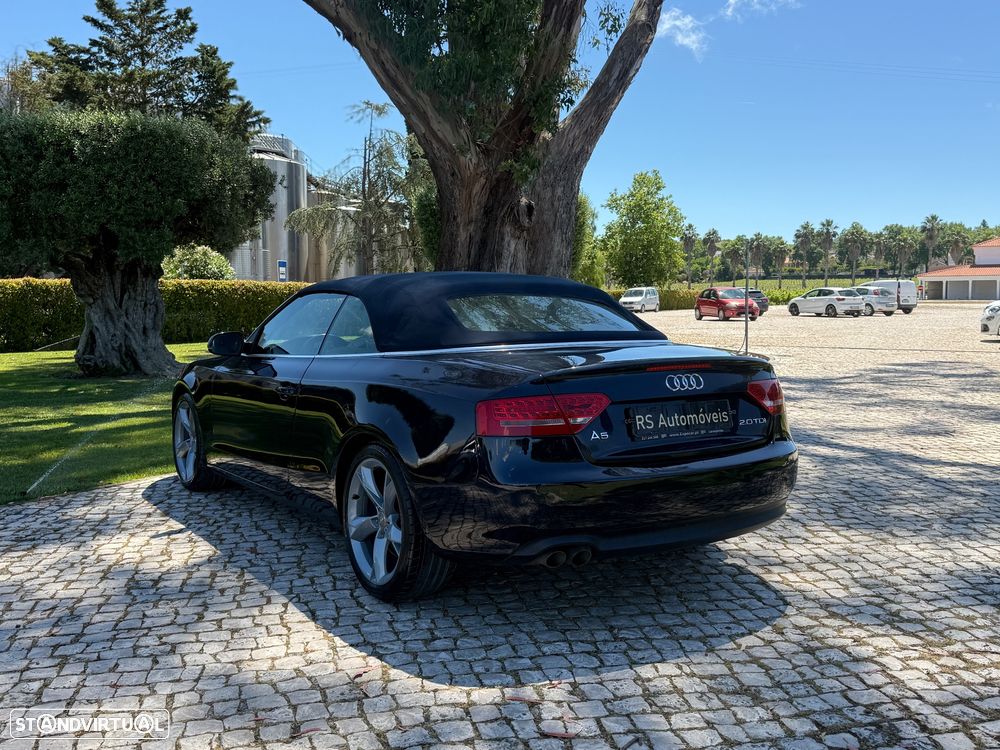 Audi A5 Cabrio 2.0 TDi - 12