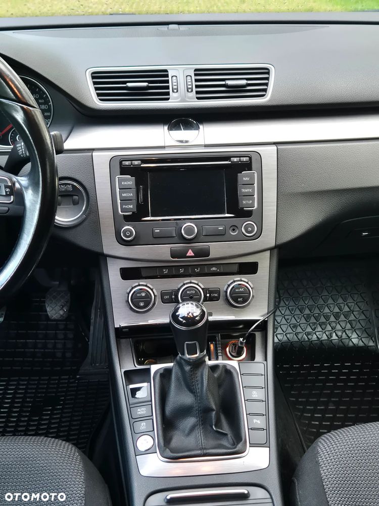 Volkswagen Passat Variant 2.0 TDI Comfortline - 19