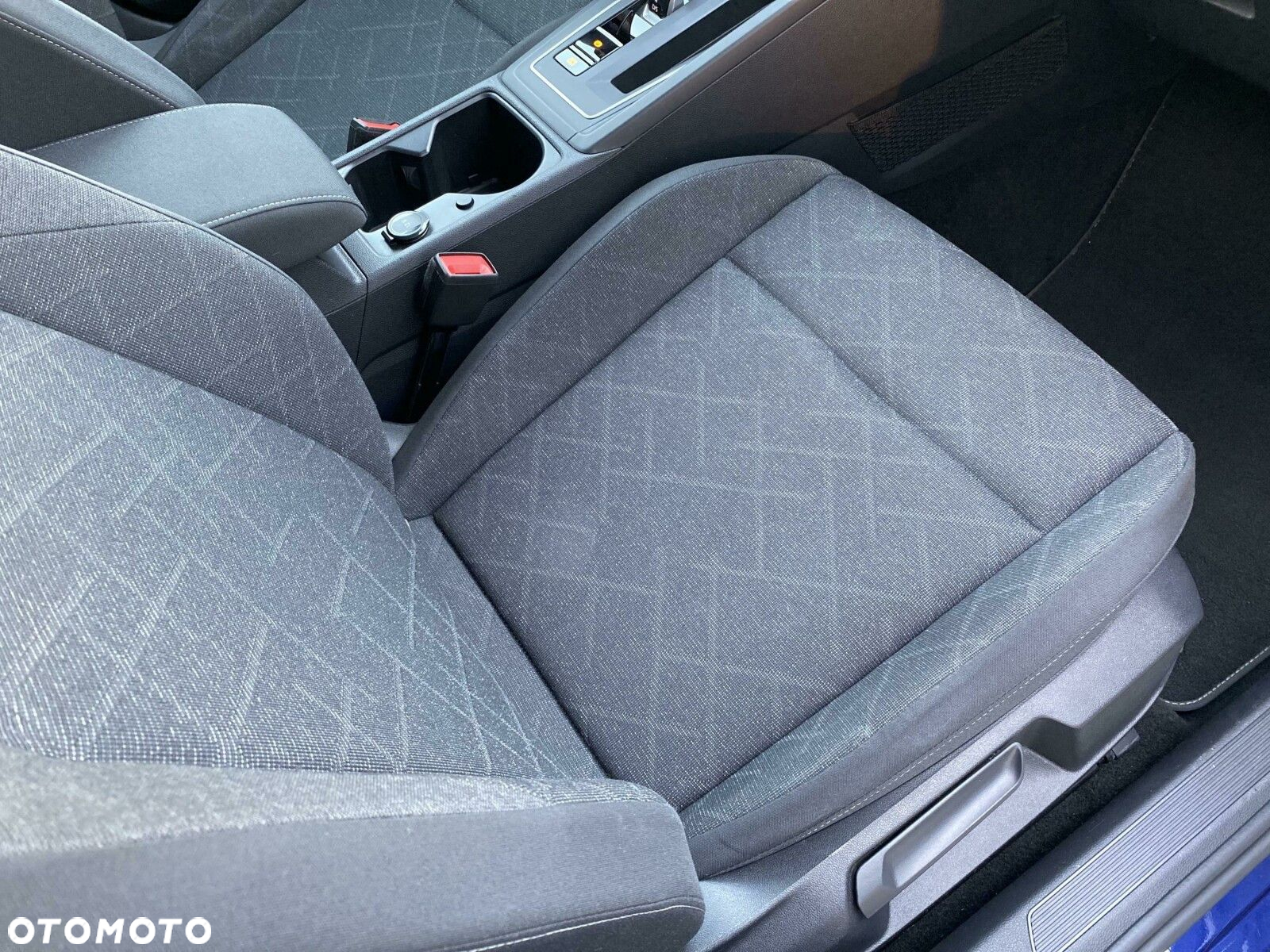 Volkswagen Golf - 19
