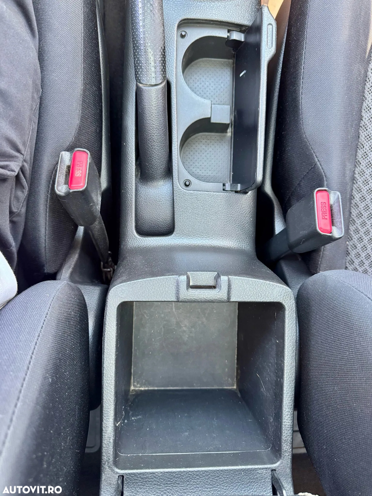Nissan X-Trail 2.0 dCi DPF All Mode 4X4-i Elegance - 32