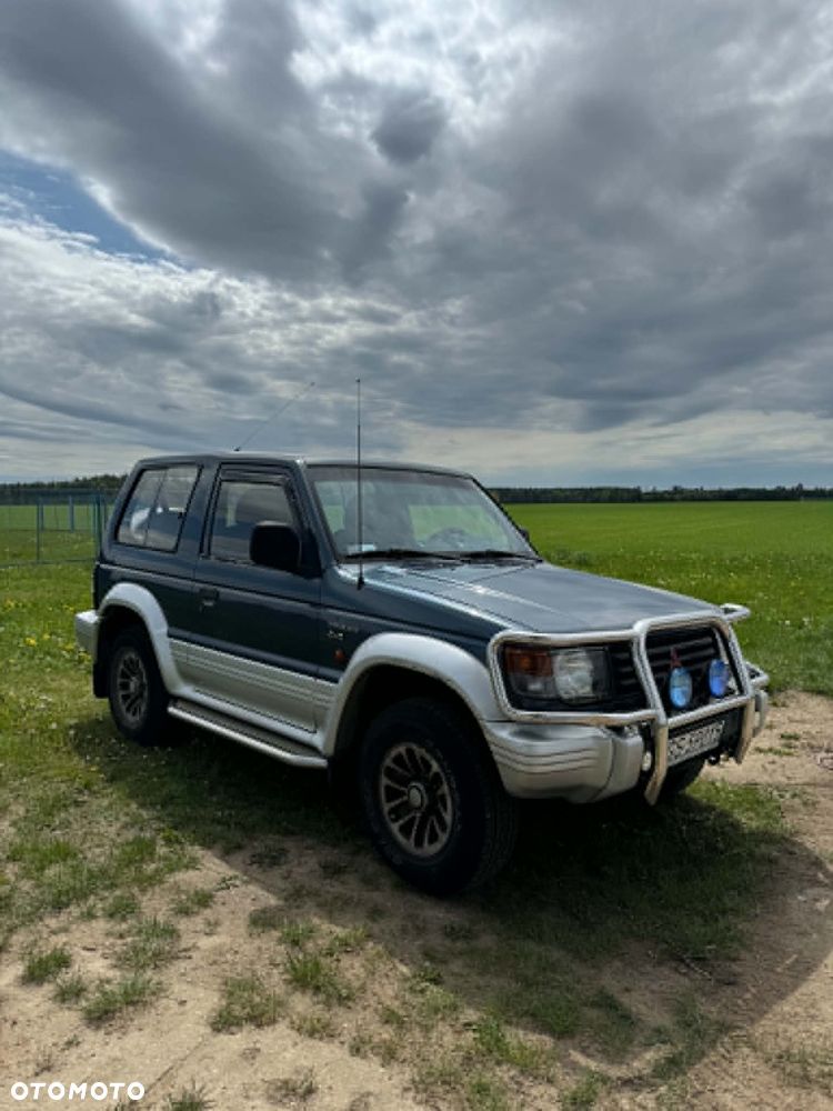 Mitsubishi Pajero 2.5 TD GL - 7