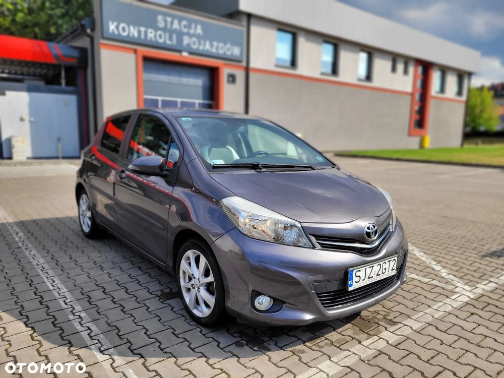 Toyota Yaris 1.33 Prestige - 1