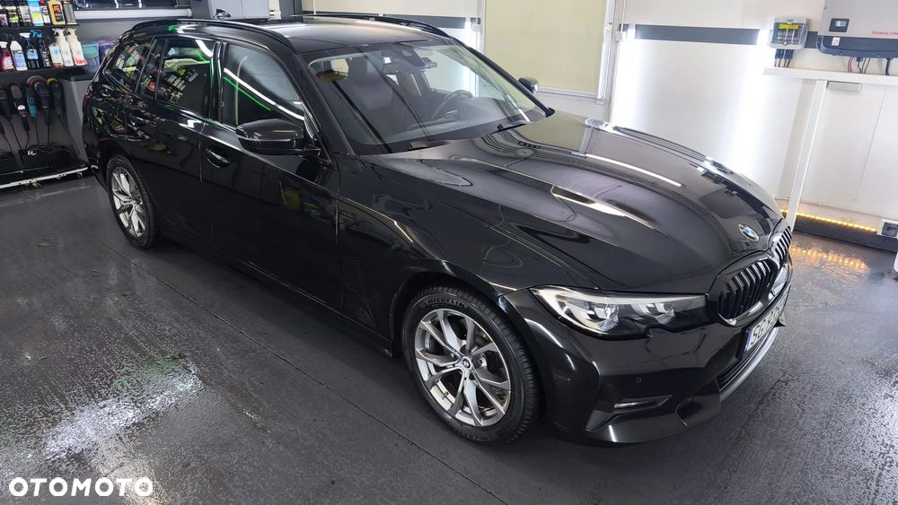 BMW Seria 3 320d Sport Line - 11