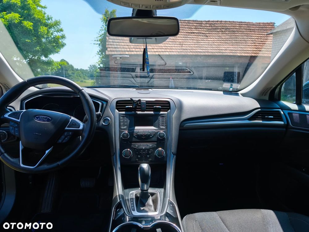 Ford Mondeo 2.0 TDCi Titanium PowerShift - 16