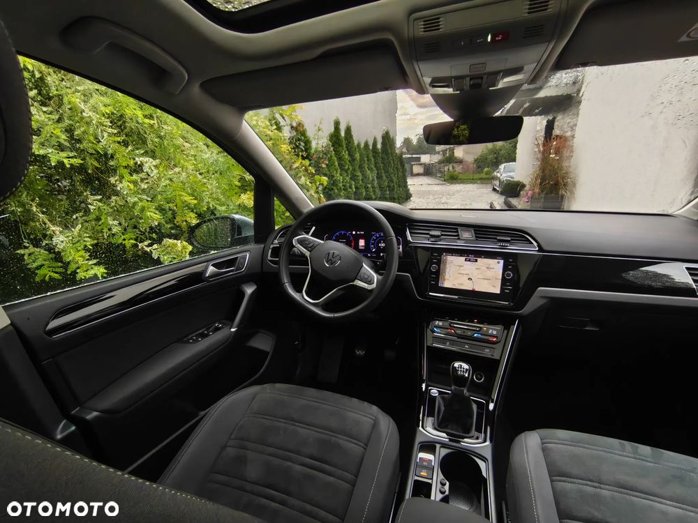 Volkswagen Touran 1.5 TSI ACT OPF Highline - 32