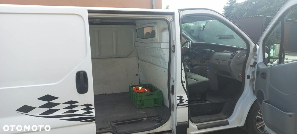 Opel Vivaro - 5