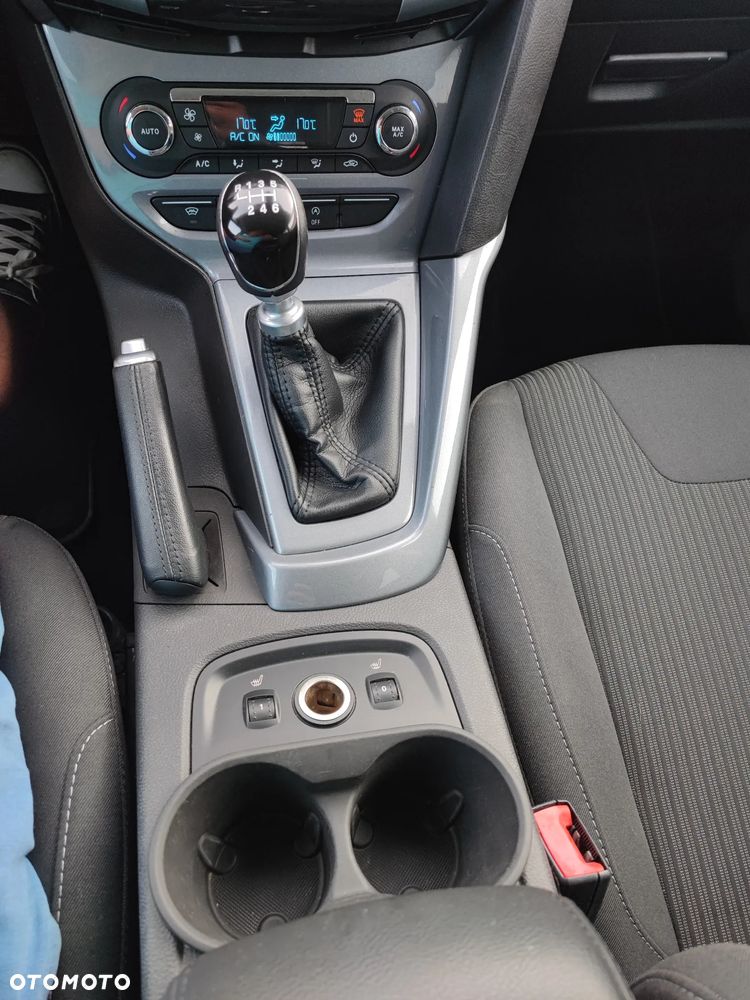 Ford Focus 1.0 EcoBoost Titanium - 9