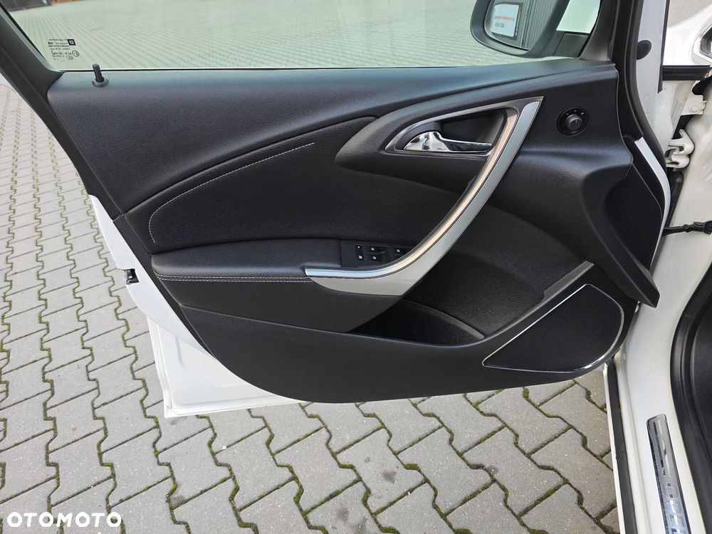 Opel Astra 1.4 Turbo Automatik Cosmo - 26