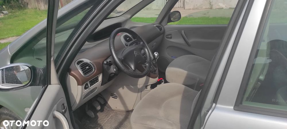 Citroën Xsara Picasso 1.8i Prestige - 4