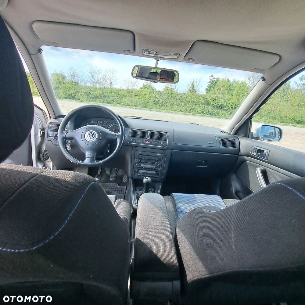 Volkswagen Golf - 14