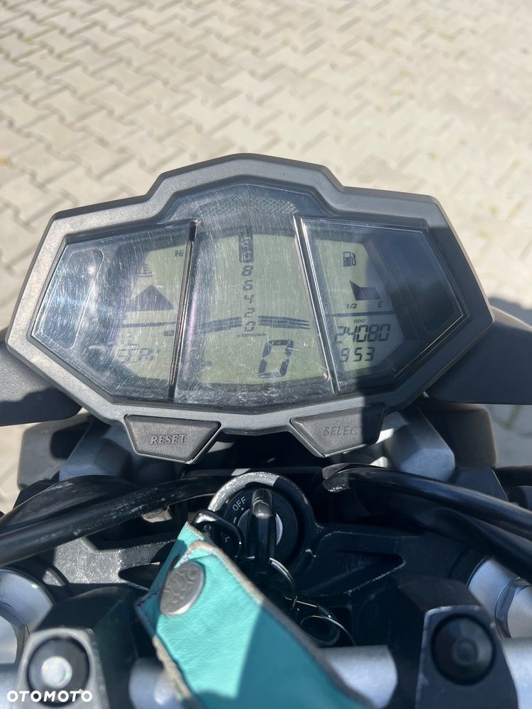 Yamaha MT - 7