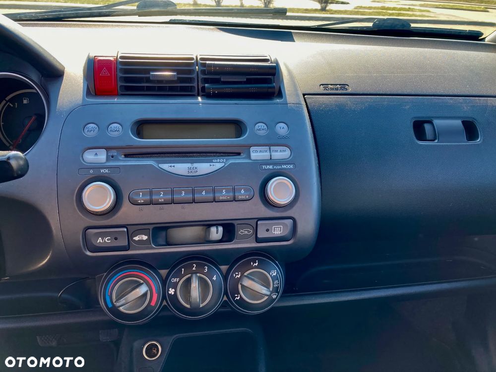 Honda Jazz 1.4 LS - 11