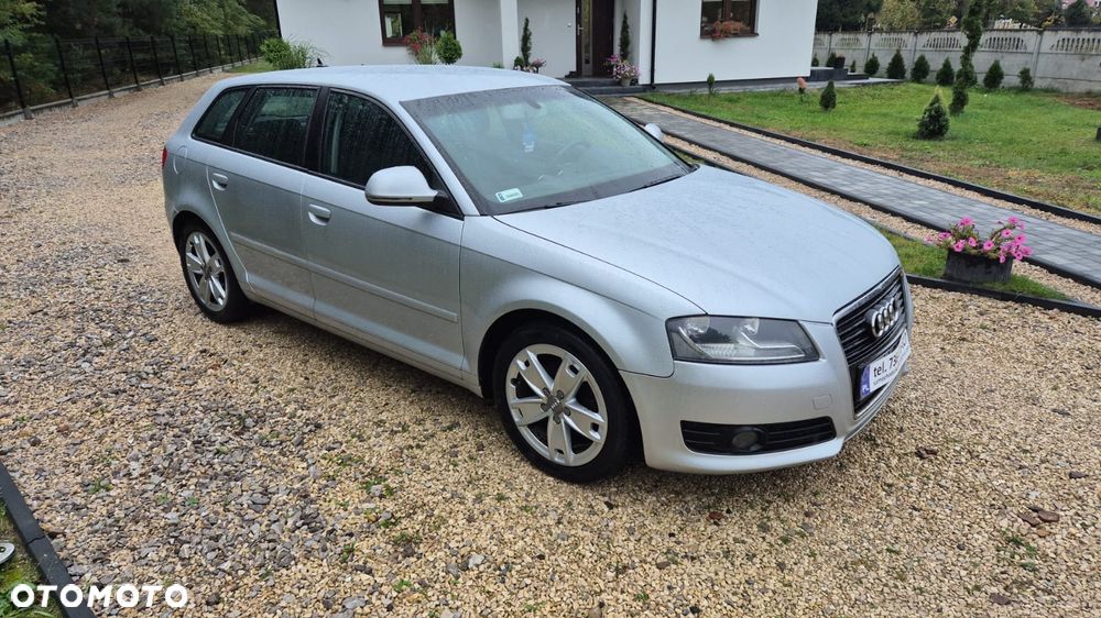 Audi A3 Sportback - 3