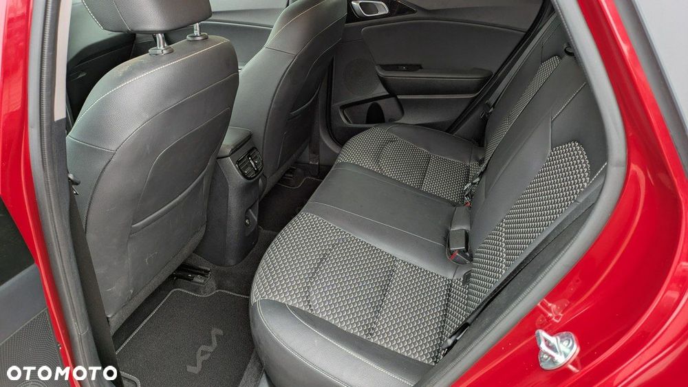 Kia Ceed 1.5 T-GDI L DCT - 16