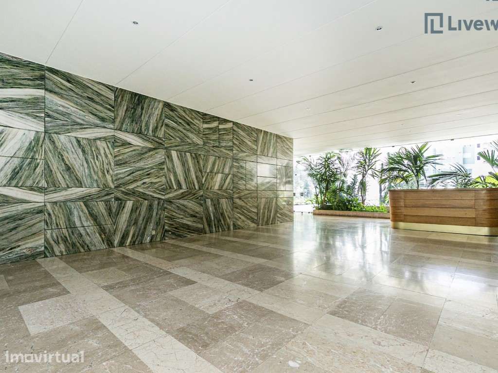 Apartamento T4 Remodelado na Av. da República | Avenidas Novas - Grande imagem: 2/39