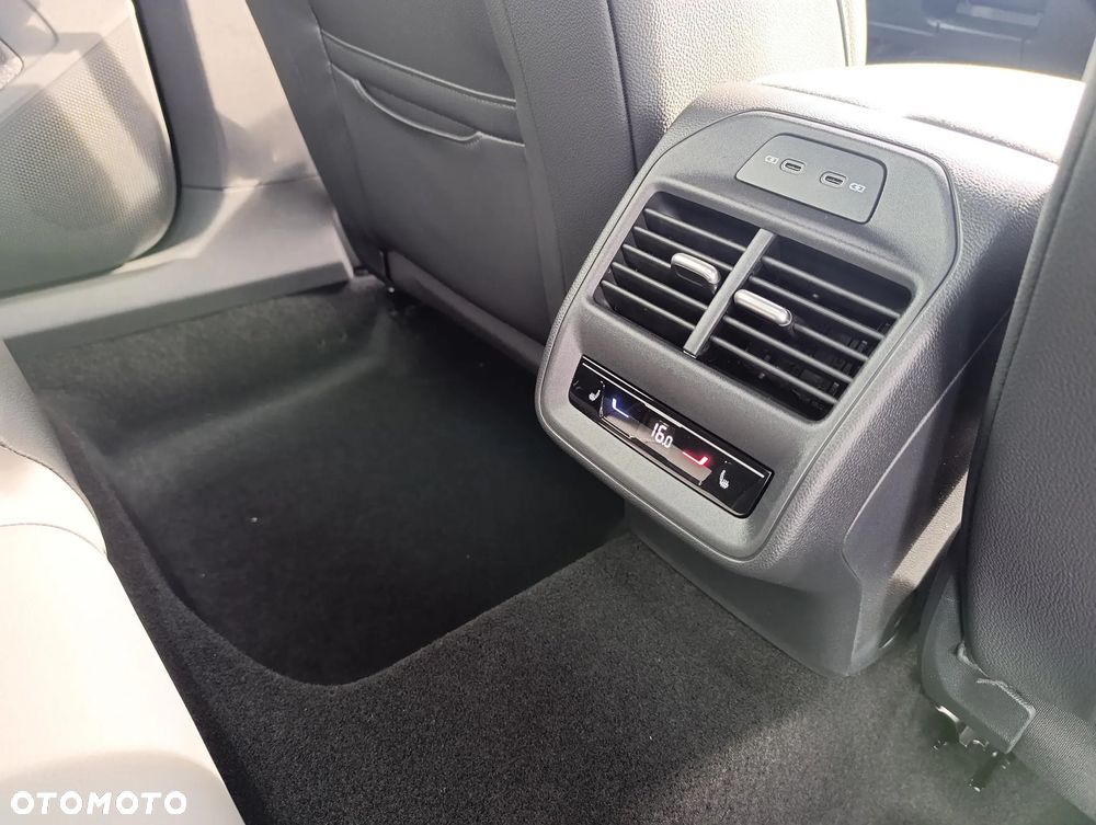 Skoda Superb 2.0 TSI Sportline DSG - 16