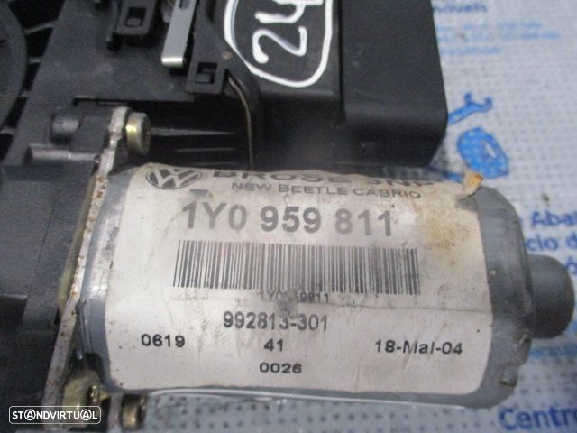 Motor Elevador Vidro 0130821731 1Y0959811 VW NEW BEETLE 1 CABRIOLET 1Y FASE 1 2004 1.6I 102CV 2P VERDE TE - 3