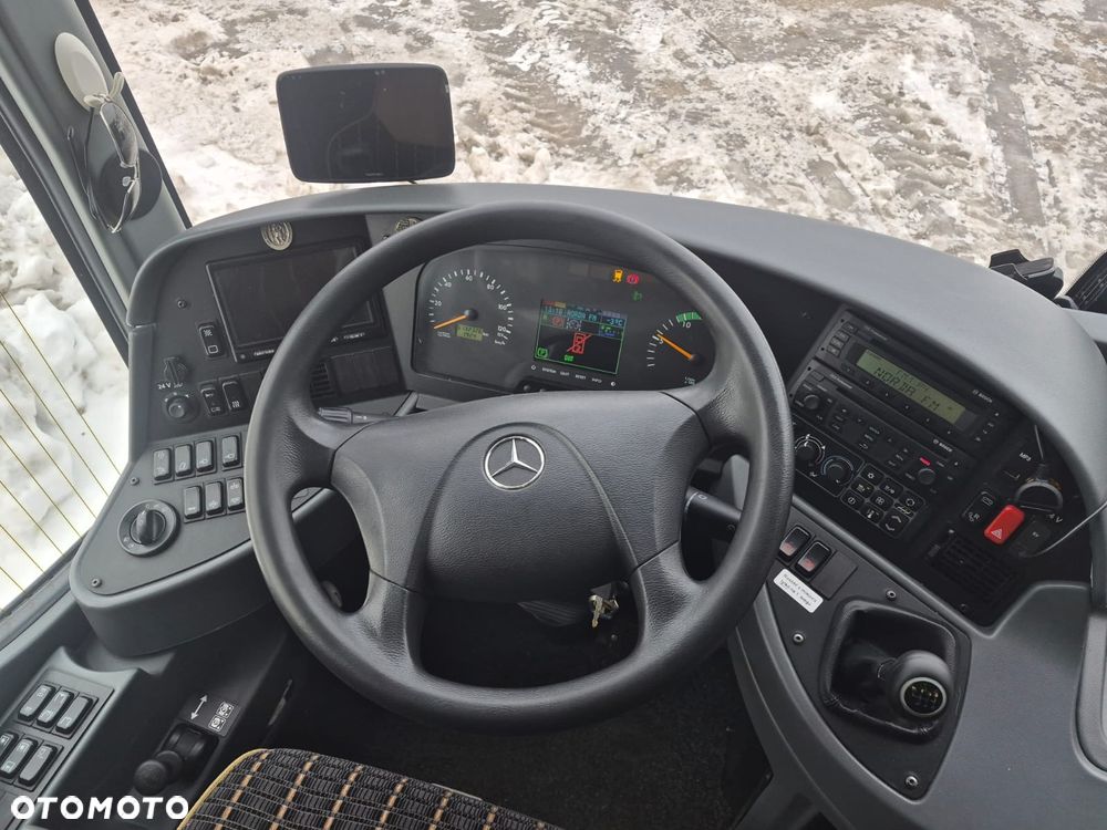 Mercedes-Benz Tourismo - 11