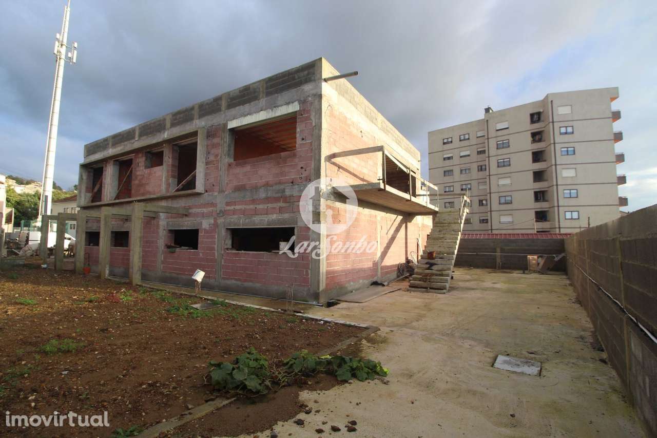 Moradia T4, em construção, situada em Fânzeres - Grande imagem: 4/40