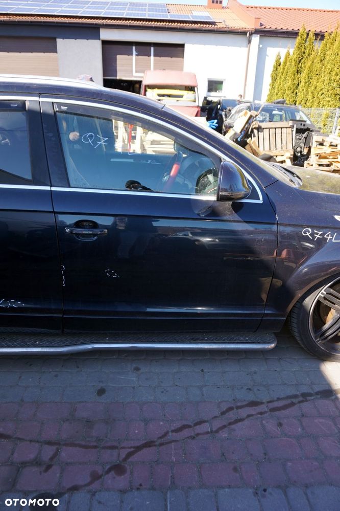 DRZWI PRZEDNIE PRAWE Q7 4L LIFT LZ5Q  CZARNY AUDI 2009-2015 - 1
