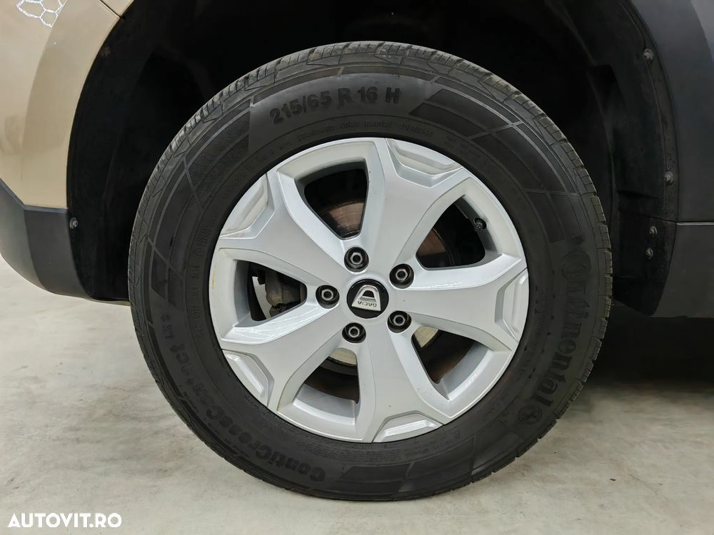 Dacia Duster SCe 115 2WD Comfort - 33