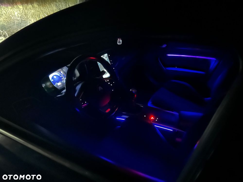 Renault Megane TCe 140 GPF GT LINE - 10