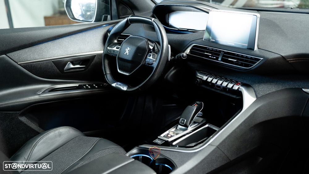 Peugeot 5008 1.5 BlueHDi GT EAT8 - 32