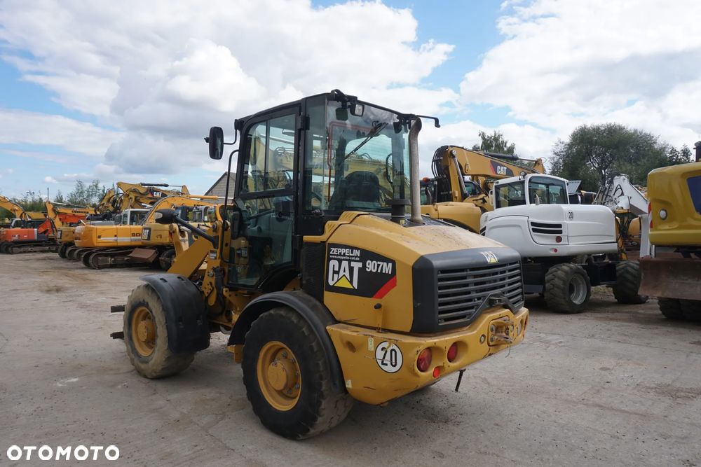 Caterpillar CAT 907 M - 5