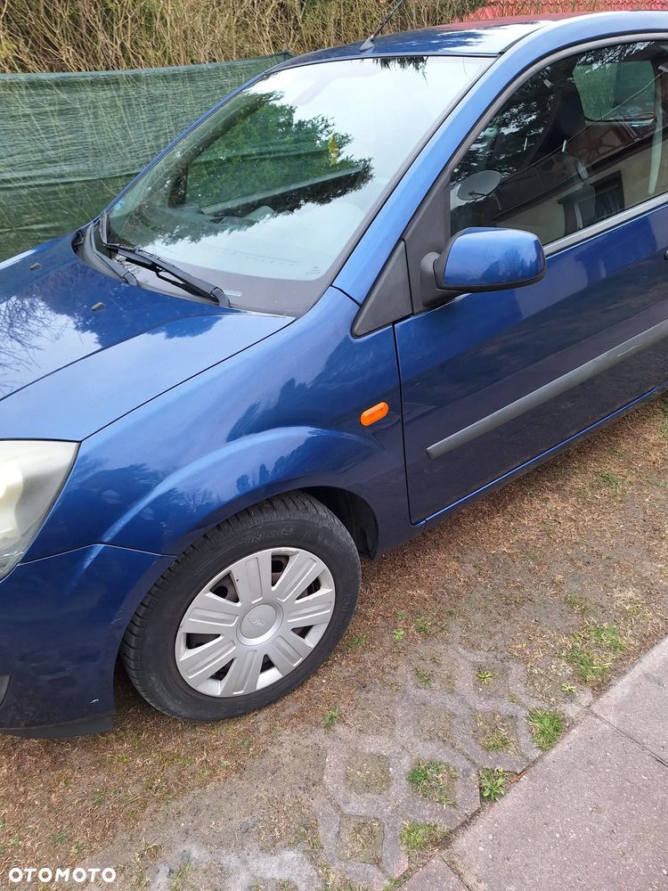 Ford Fiesta 1.4 - 13