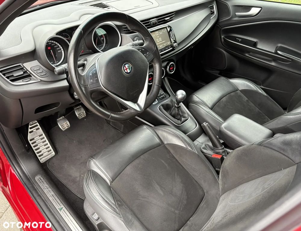 Alfa Romeo Giulietta 1.4 TB MultiAir Exclusive - 9
