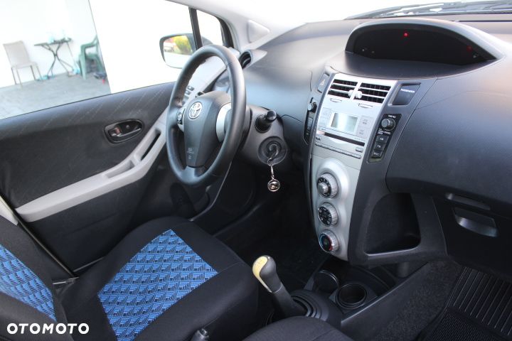 Toyota Yaris 1.0 VVT-i Style - 18
