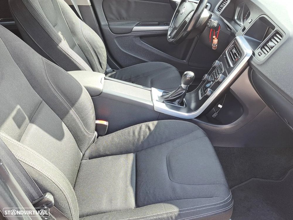 Volvo V60 1.6 D2 Drive Kinetic Start/Stop - 22