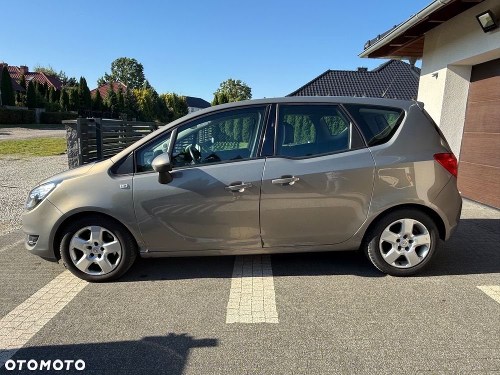 Opel Meriva - 8