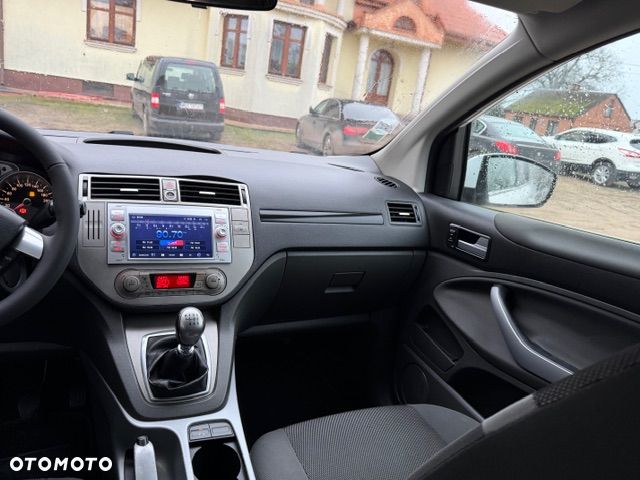 Ford Kuga 2.0 TDCi 4WD Titanium - 13