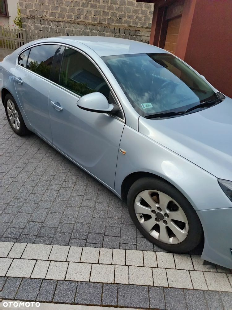 Opel Insignia - 1