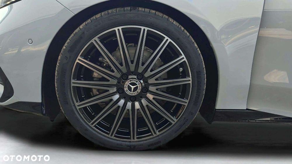 Mercedes-Benz CLA - 26