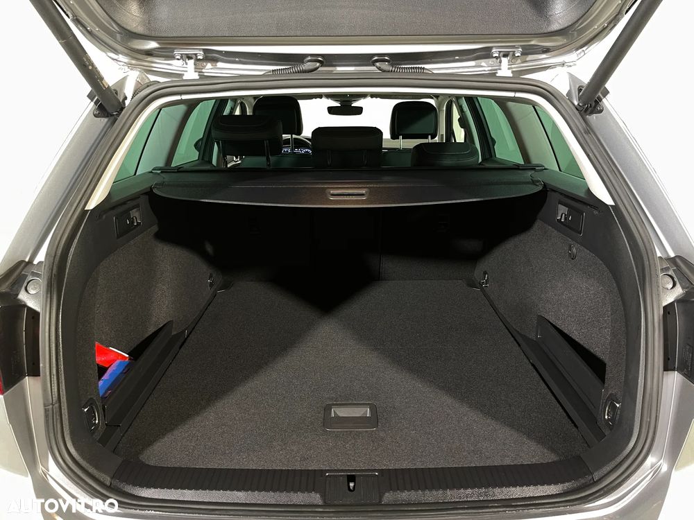 Volkswagen Passat Alltrack 2.0 TDI 4Mot DSG - 13