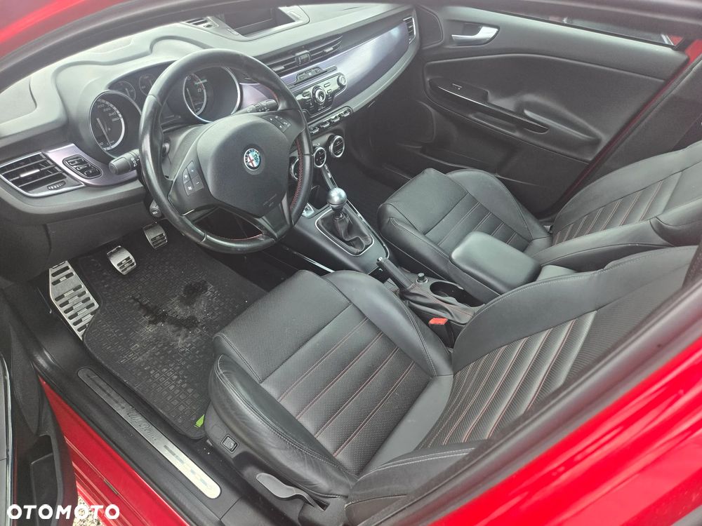 Alfa Romeo Giulietta 1.8 TBi 16V Quadrifoglio Verde - 16
